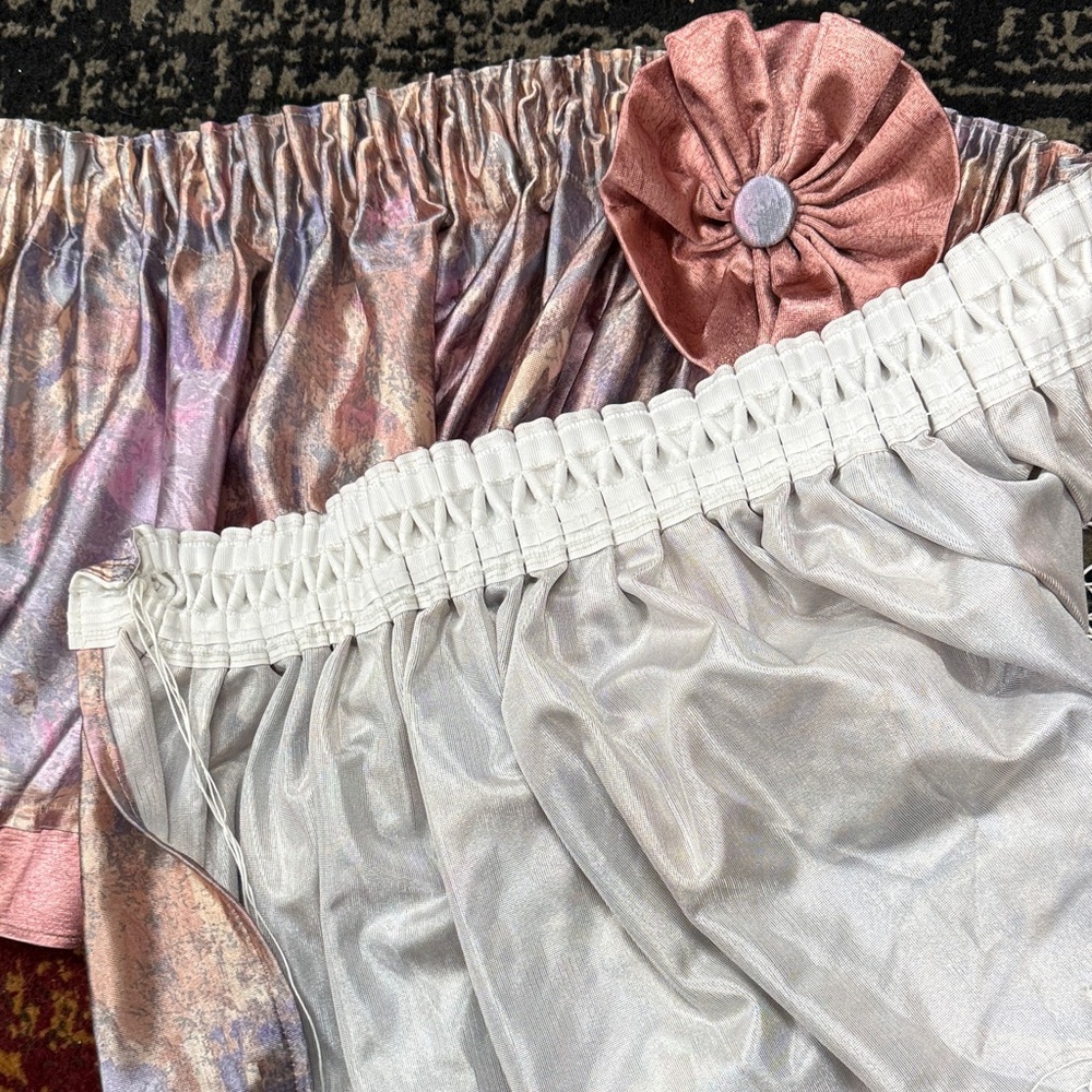 Pastel Metallic Pink and Purple Window Valance - Picture 8 of 9